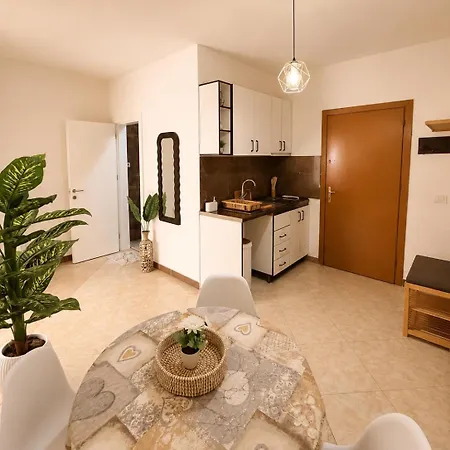 Sole Mare Apartment *